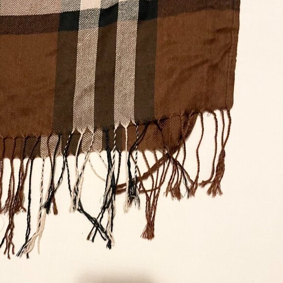 Pashmina Checkered Plaid Scarf Fringed 68 x 25 Inch - Picture 15 of 16